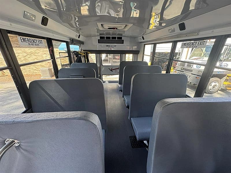 2025 Collins Unknown Cutaway - Image 5