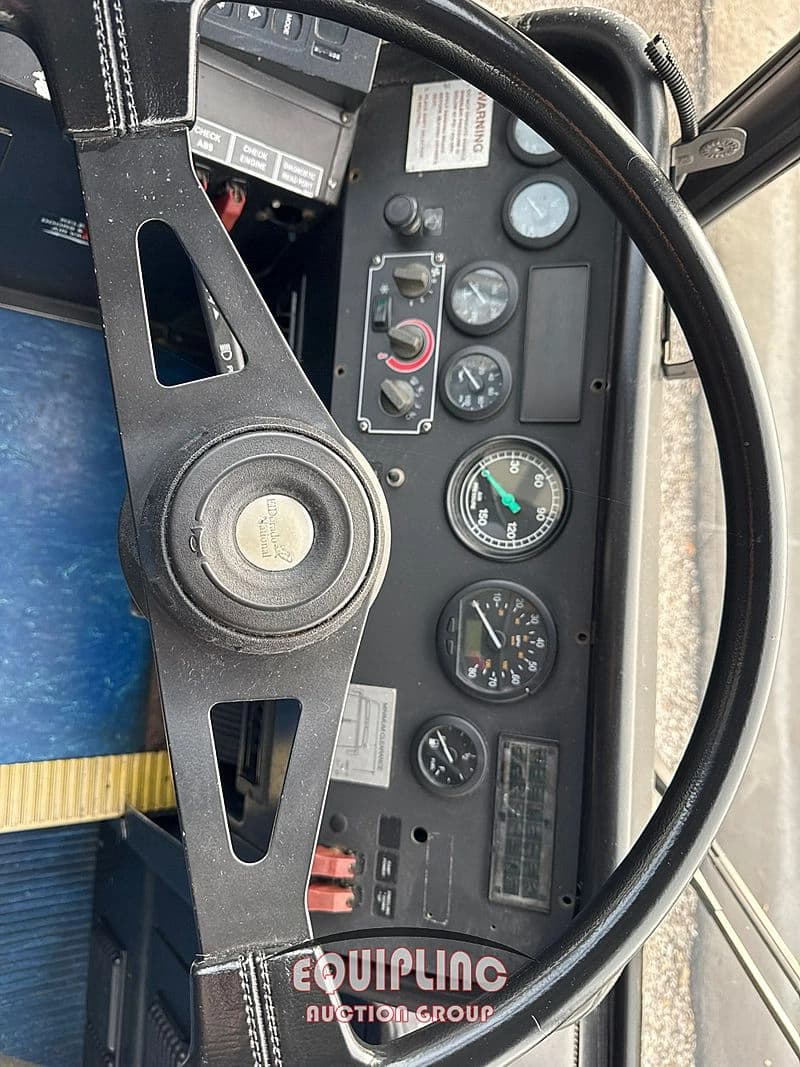 2016 Cummins 6.7 Shuttle Bus - Image 13