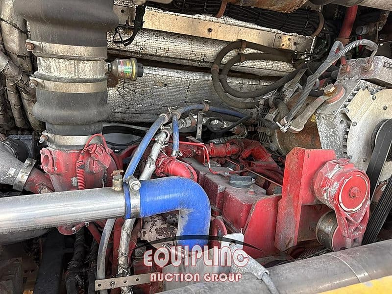 2016 Cummins 6.7 Shuttle Bus - Image 6