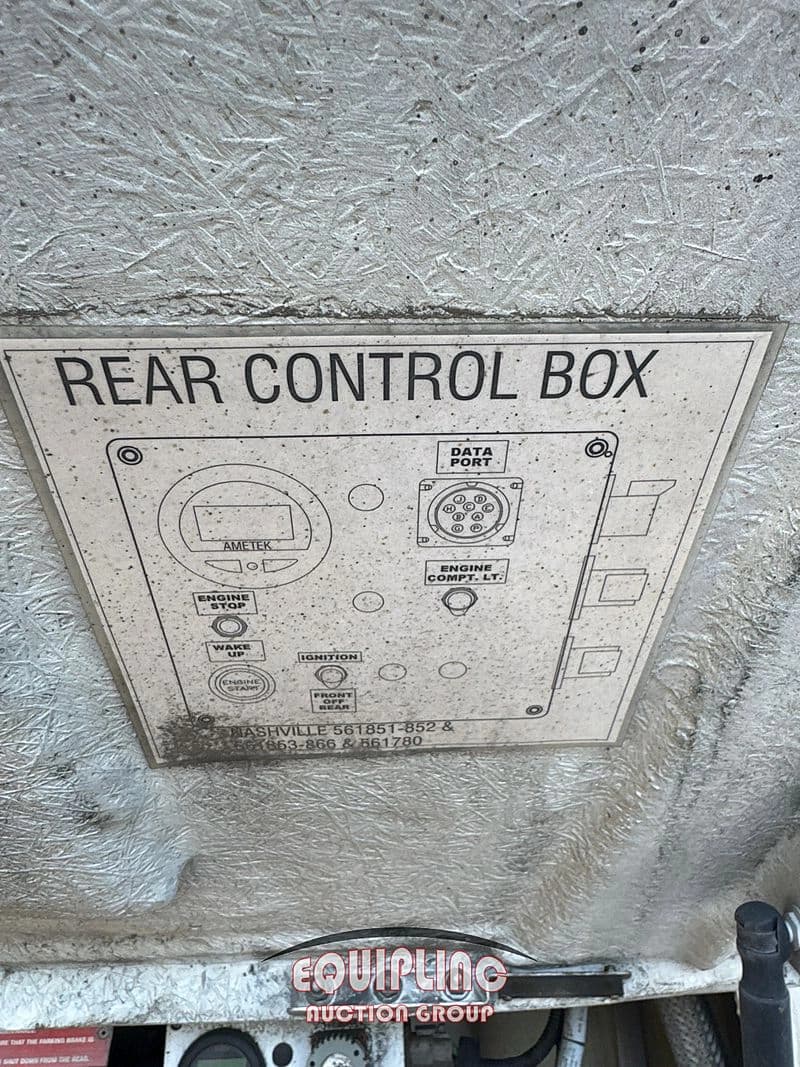 2016 Cummins 6.7 Shuttle Bus - Image 8