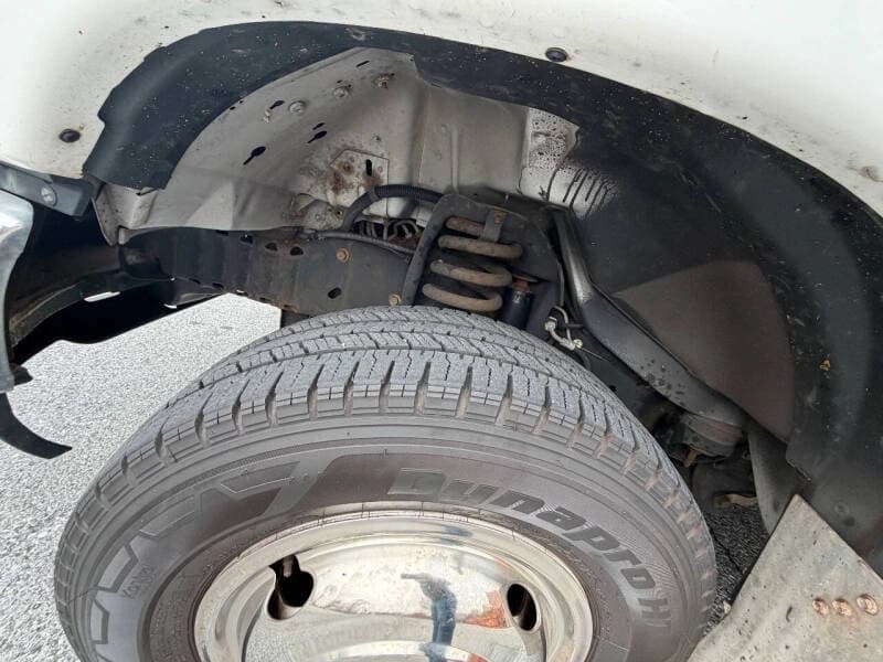 2012 Ford E350 ADA Shuttle Bus - Image 26