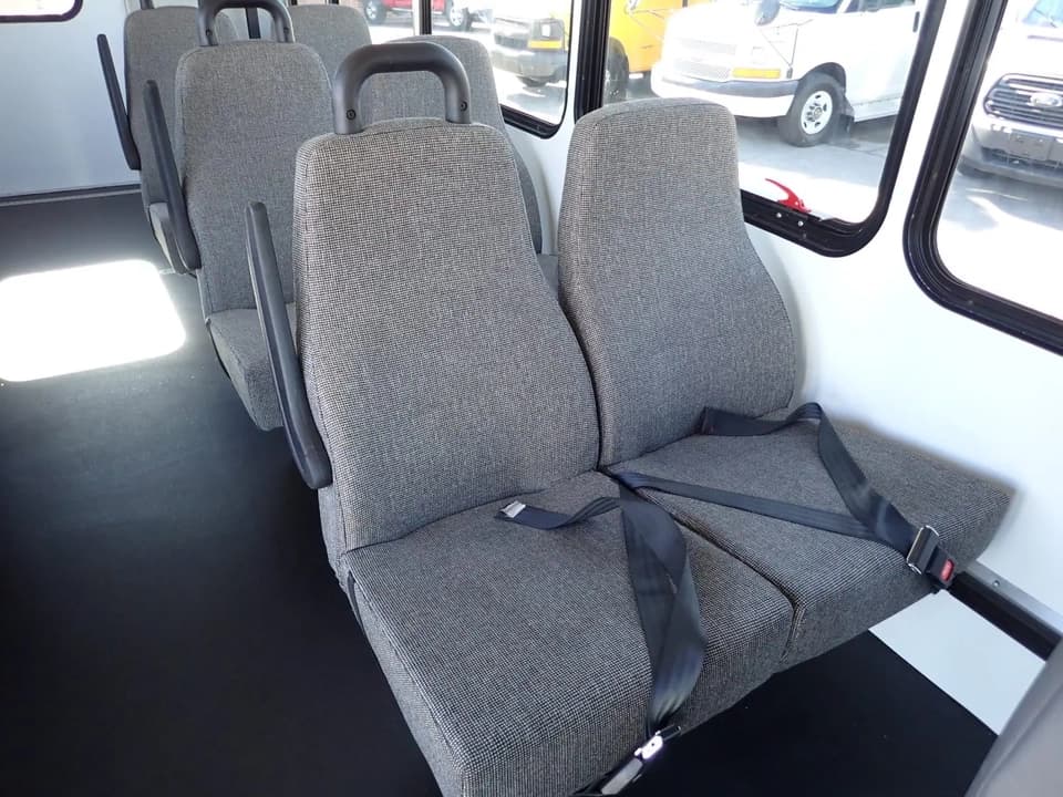 2017 Starcraft Allstar ADA Shuttle Bus - Image 5