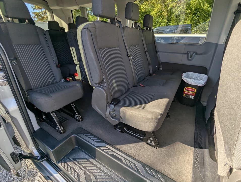 2015 Ford Transit 350 XLT Passenger Van - Image 4