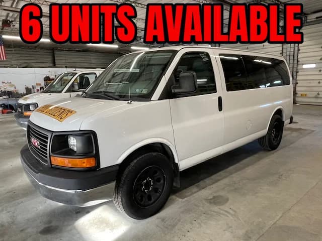 2014 GMC Savana 1500 bus