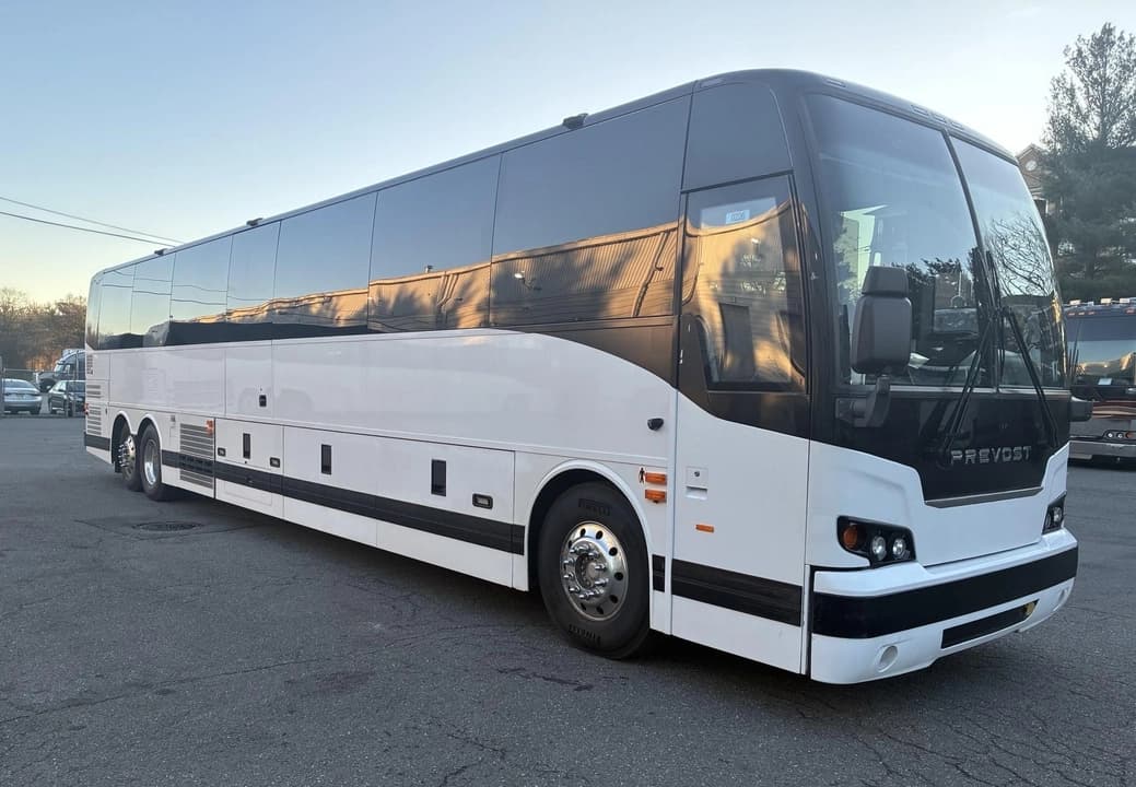 2020 PREVOST X3-45 WCL bus