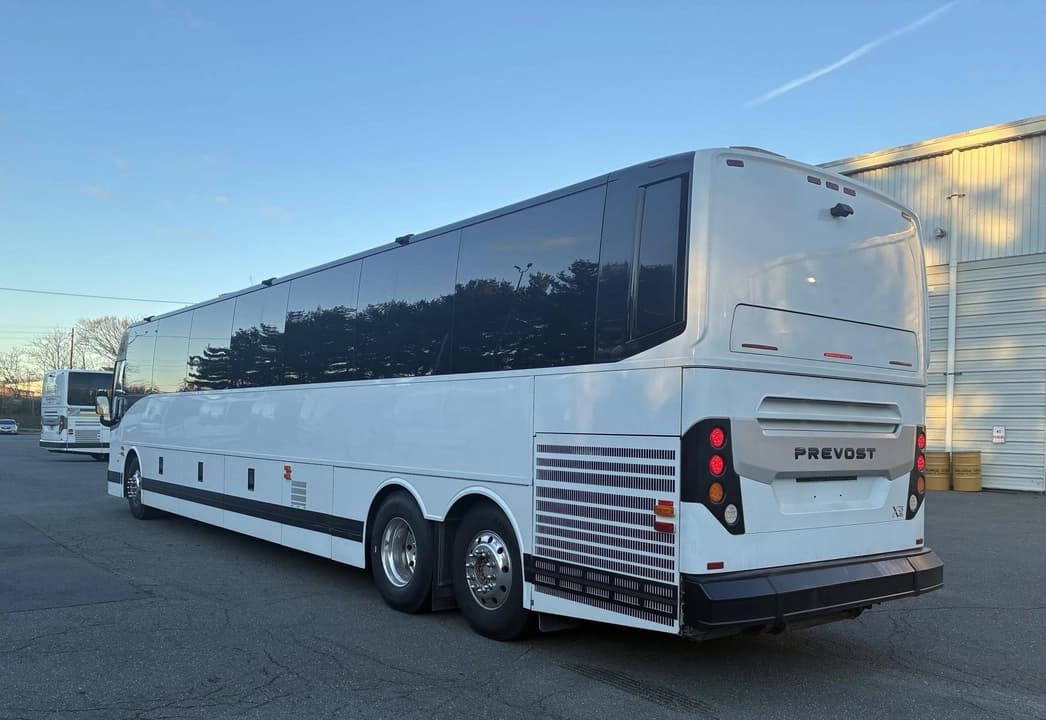 2020 PREVOST X3-45 WCL - Image 4