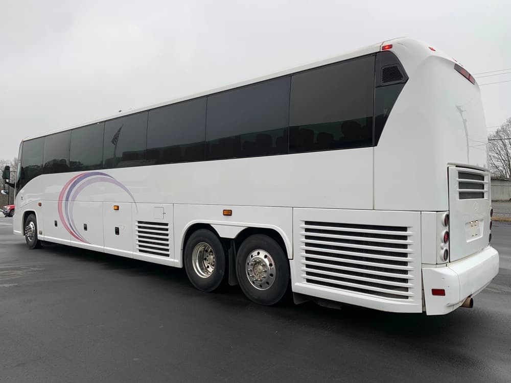 2007 MCI J4500 Coach - Image 5