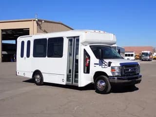 2015 Champion Challenger bus