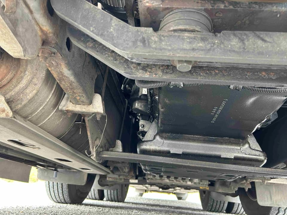 2015 MCI J4500 Coach - Image 4