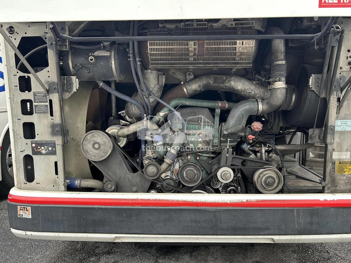 2016 Prevost X3-45 ADA - Image 25