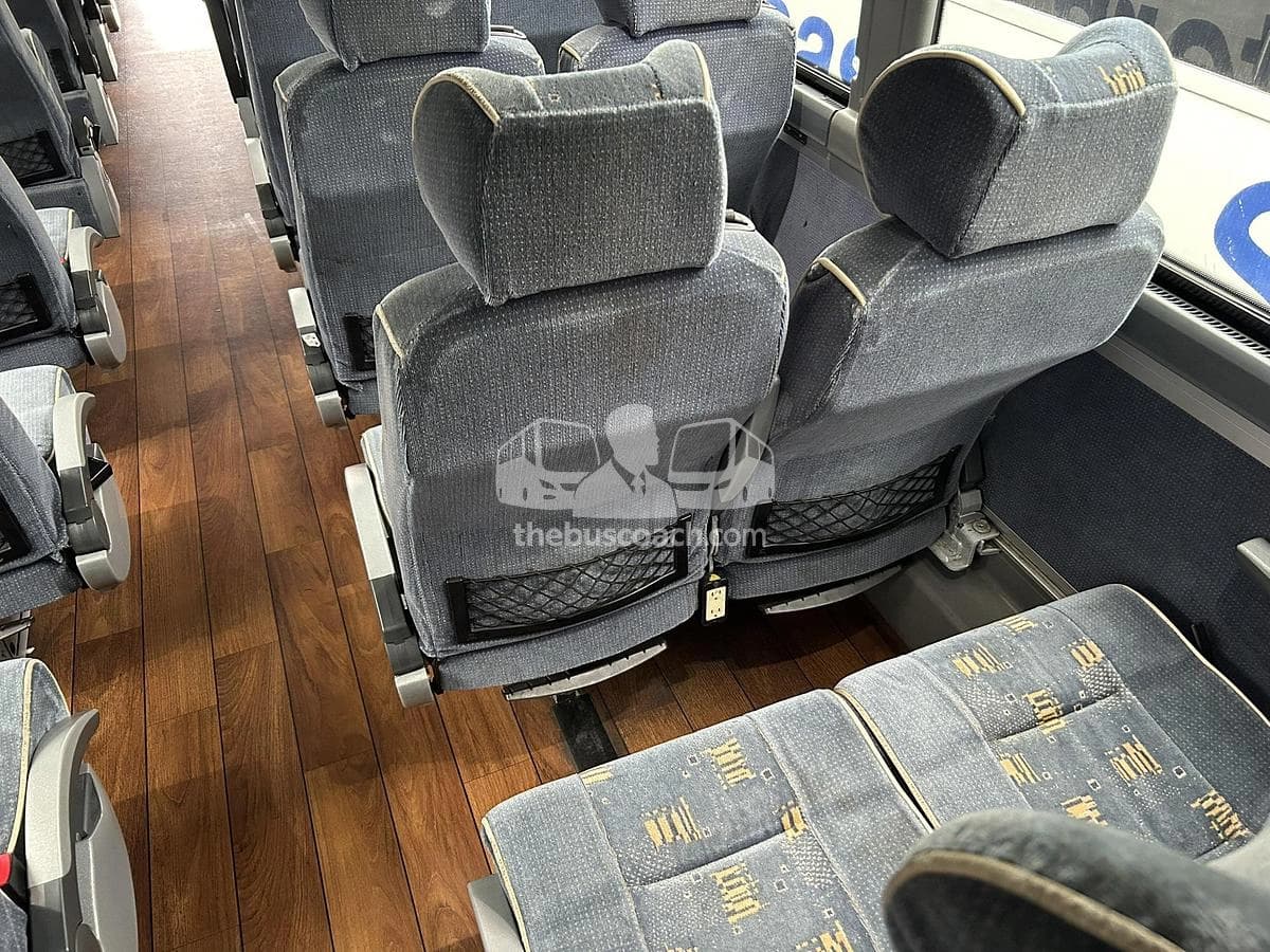 2016 Prevost X3-45 ADA - Image 7