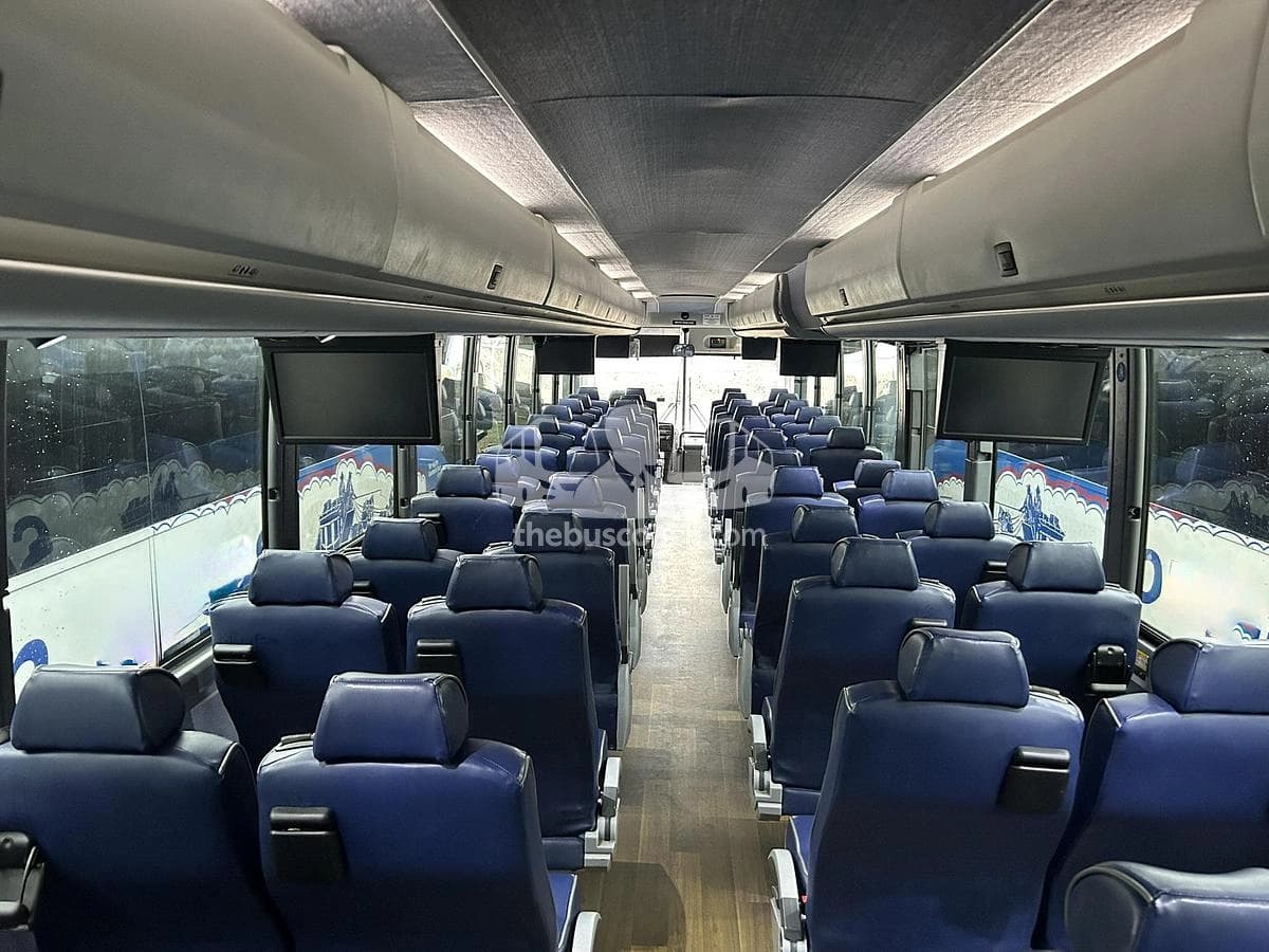 2018 Prevost X3-45 ADA - Image 15