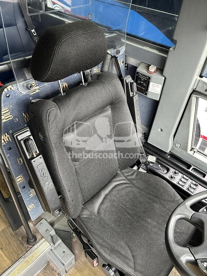 2018 Prevost X3-45 ADA - Image 17