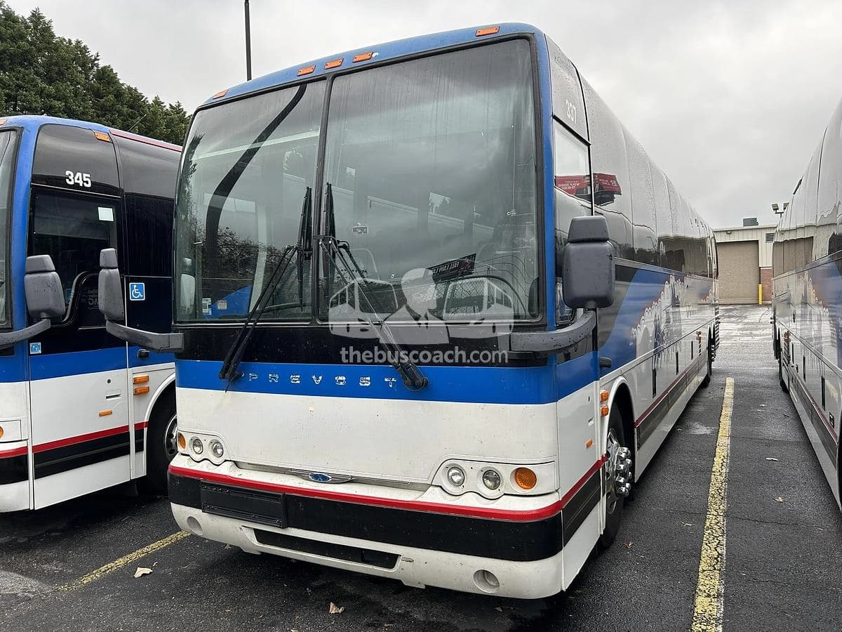 2018 Prevost X3-45 ADA - Image 20
