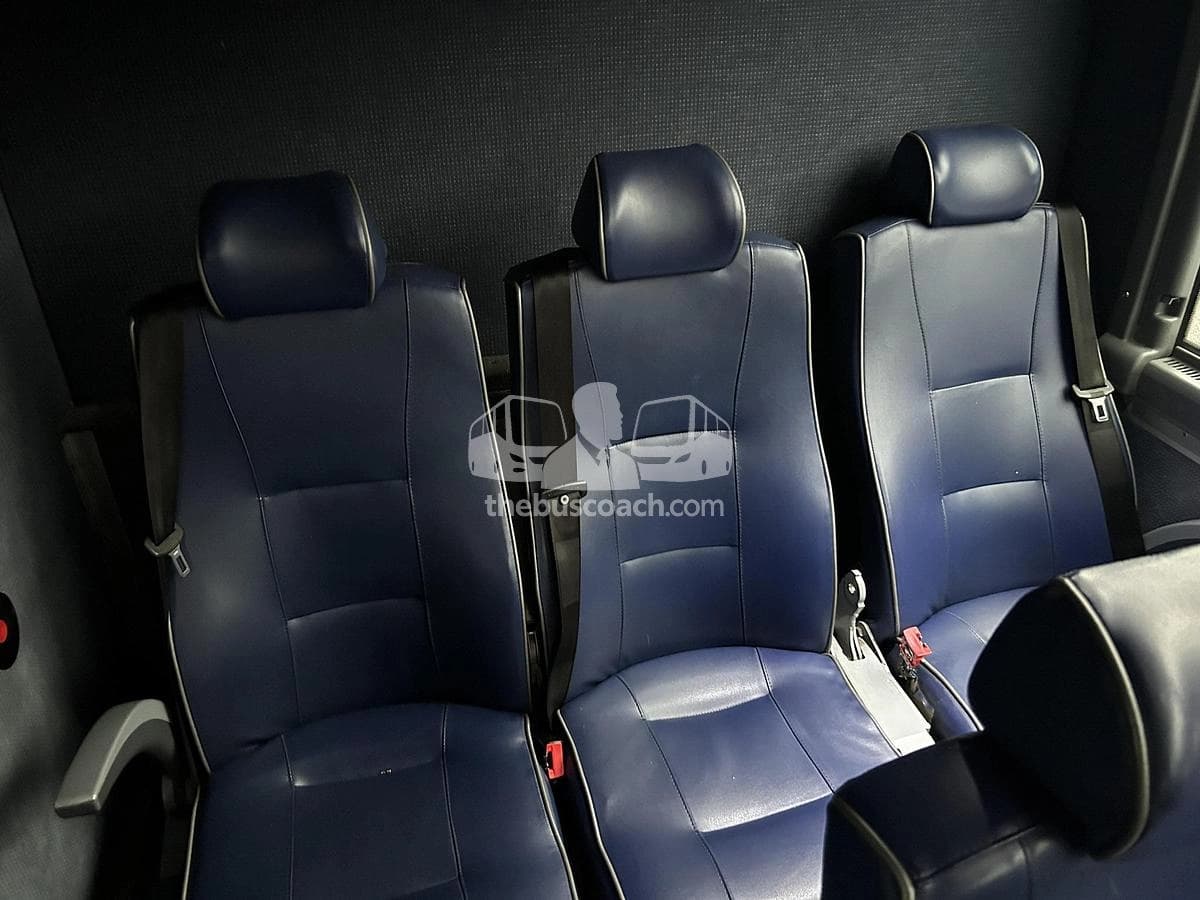 2018 Prevost X3-45 ADA - Image 24