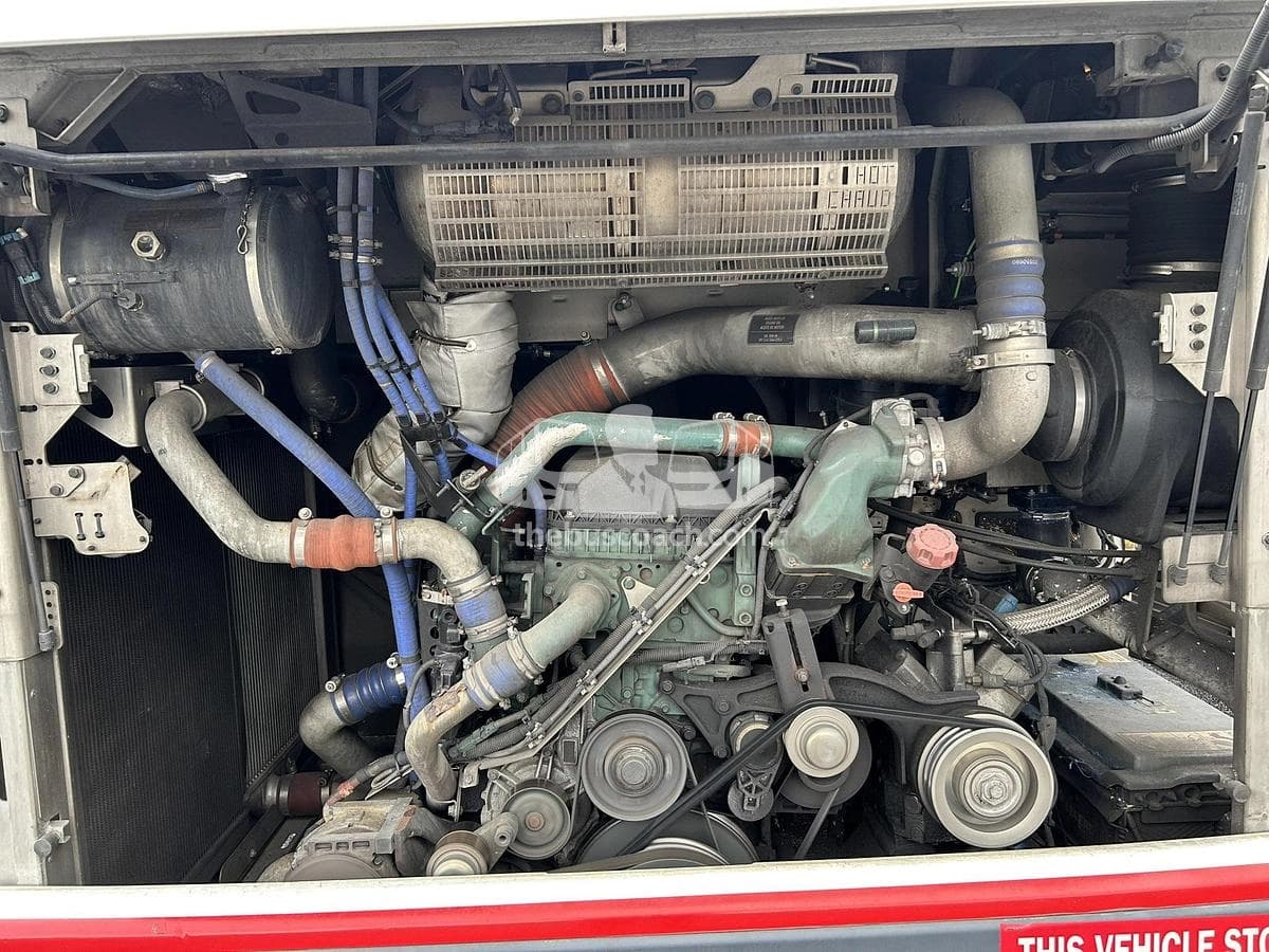 2018 Prevost X3-45 ADA - Image 19