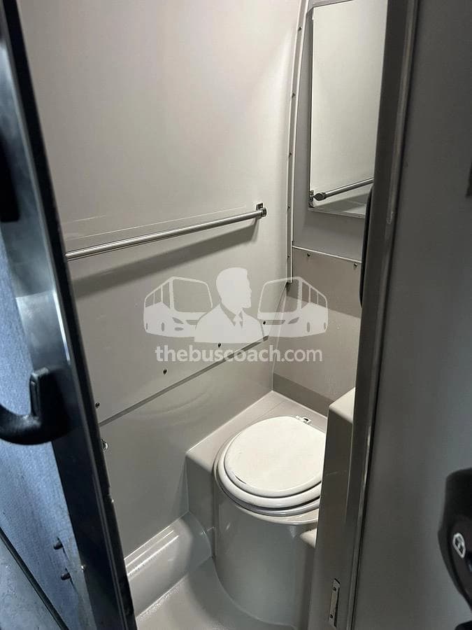 2018 Prevost X3-45 ADA bus