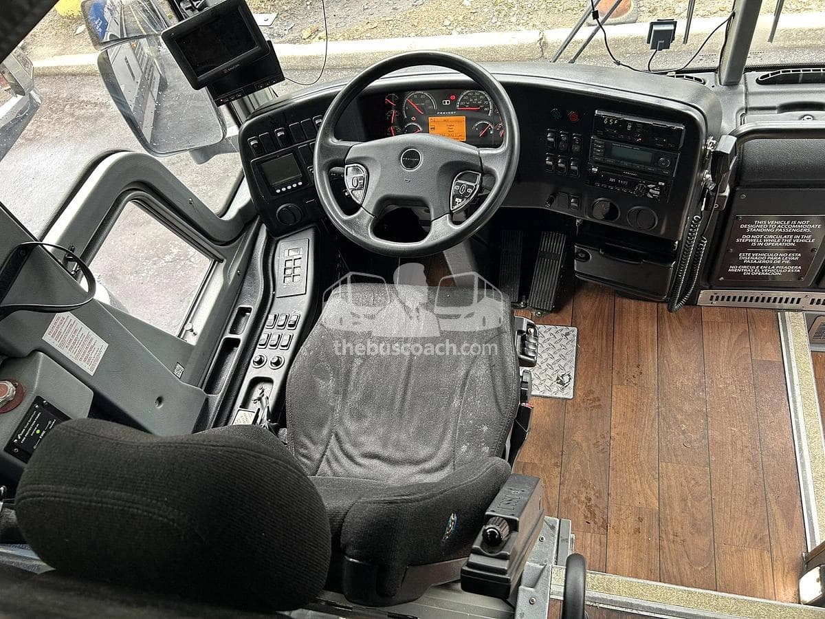 2018 Prevost X3-45 ADA - Image 18