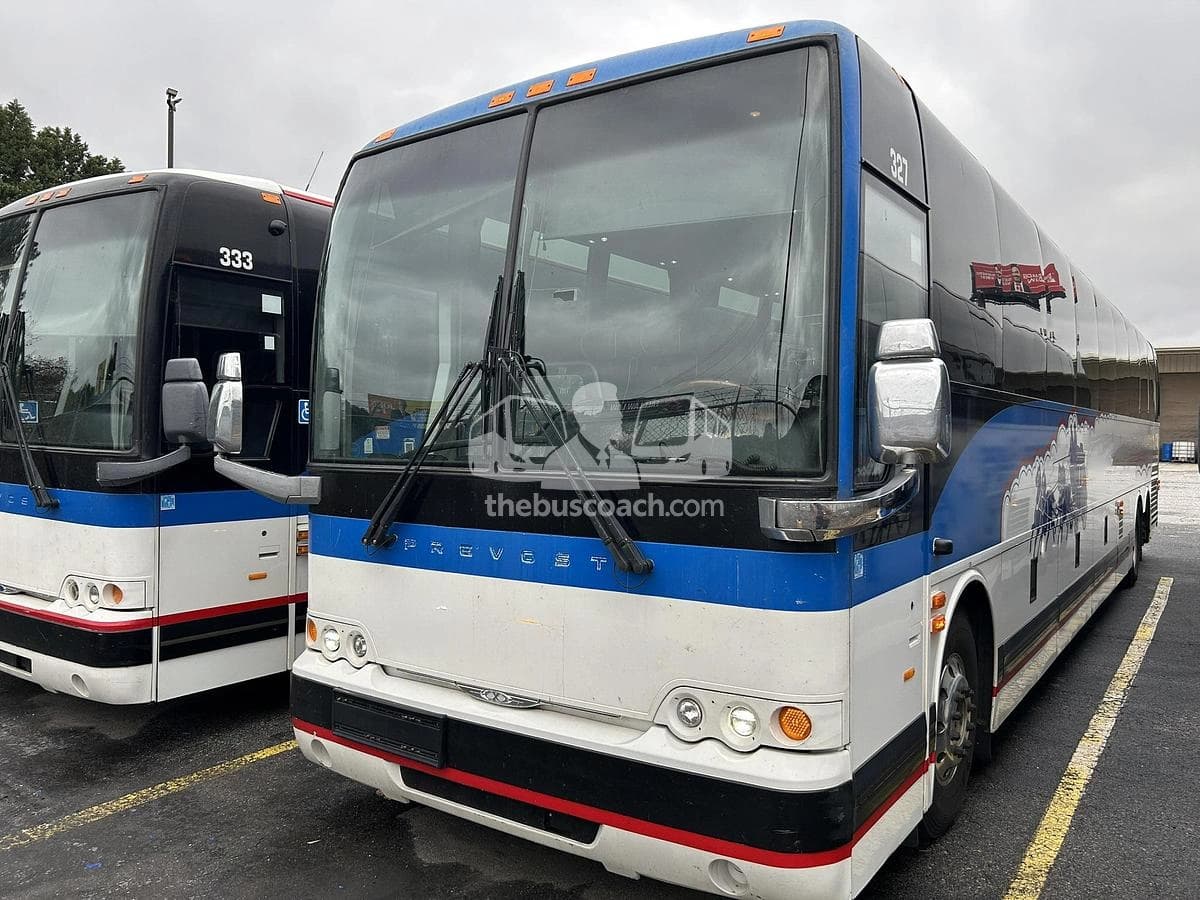 2015 Prevost X3-45 ADA - Image 24