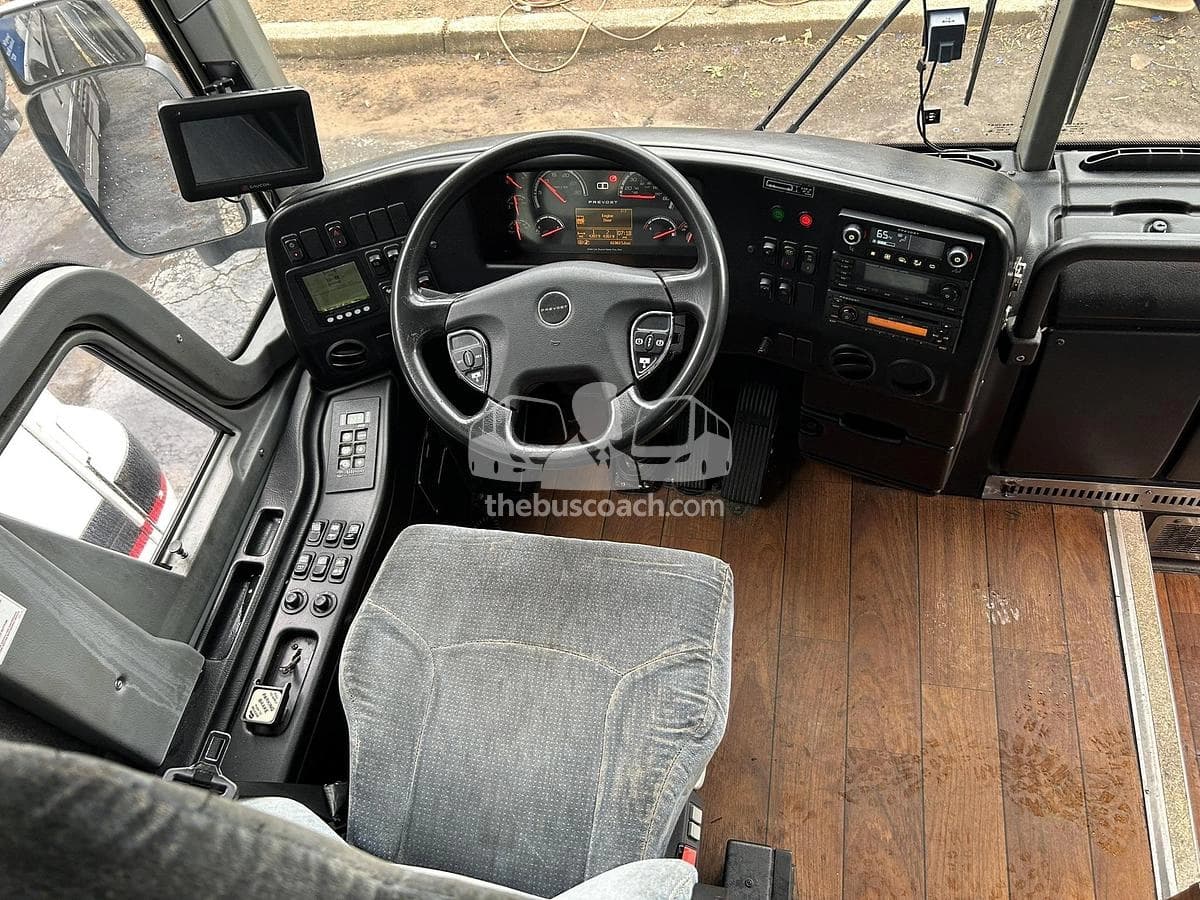 2013 Prevost X3-45 ADA - Image 19