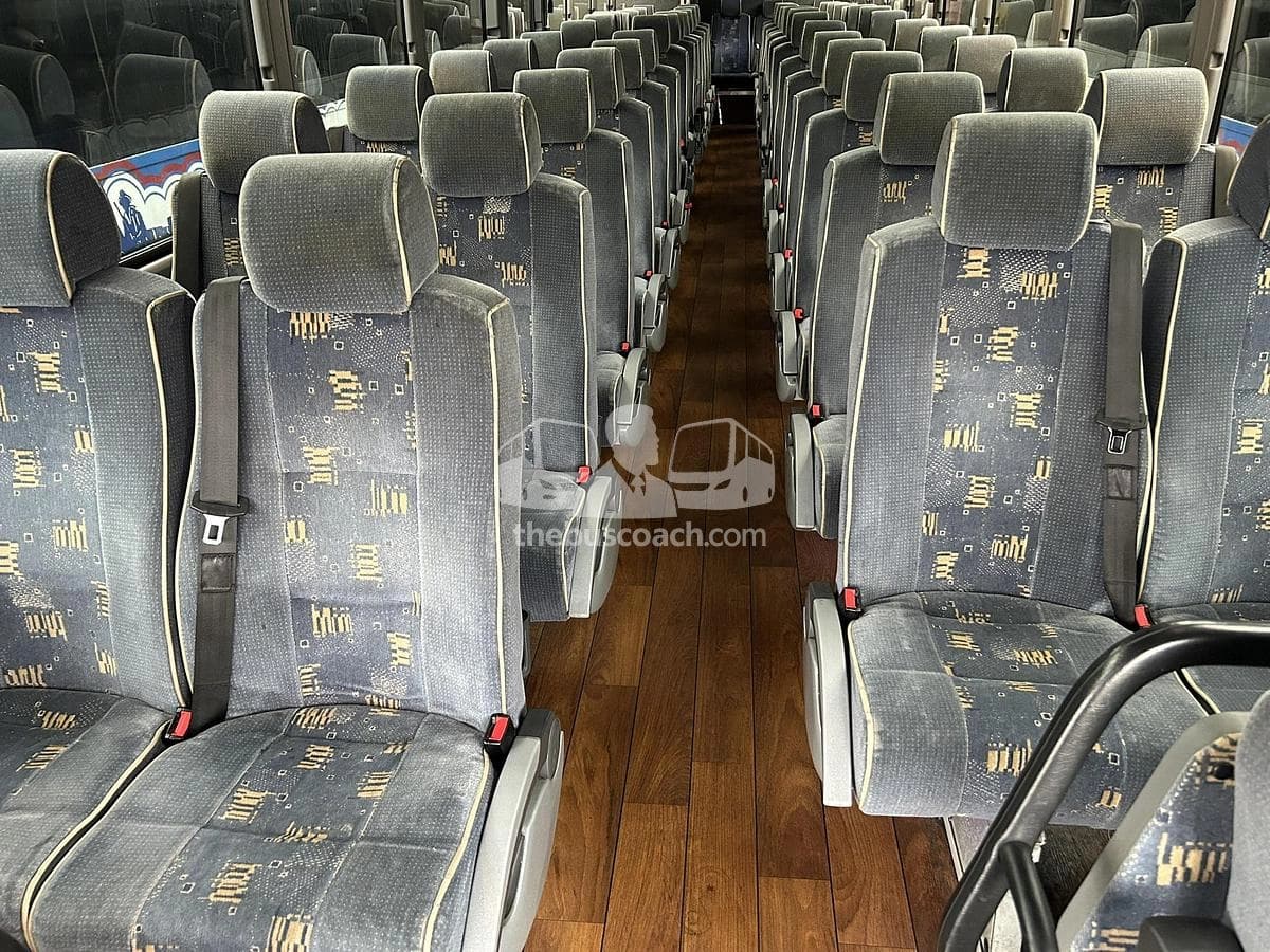 2013 Prevost X3-45 ADA - Image 20