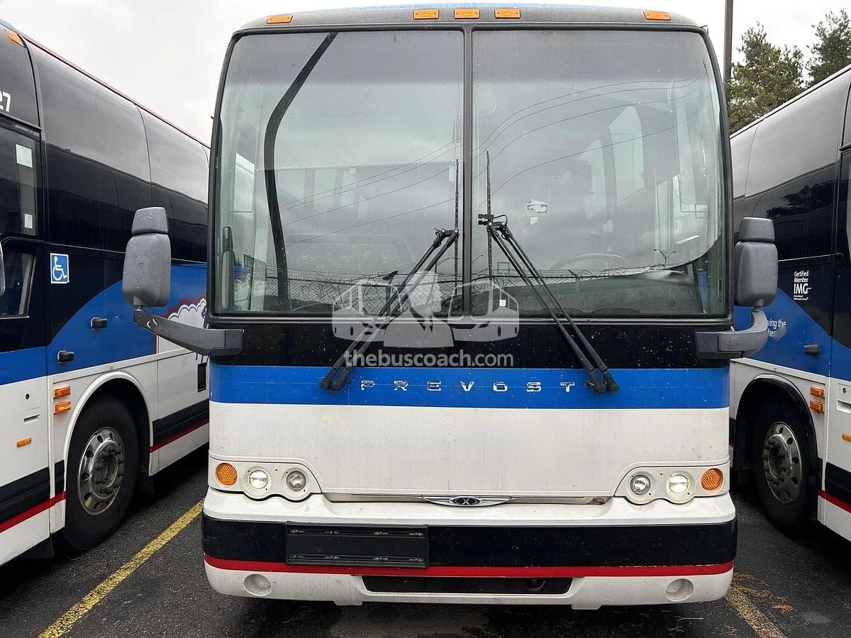 2013 Prevost X3-45 ADA - Image 21