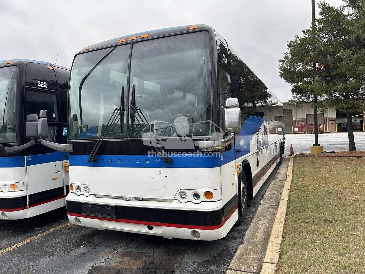 2013 Prevost X3-45 ADA - Image 21