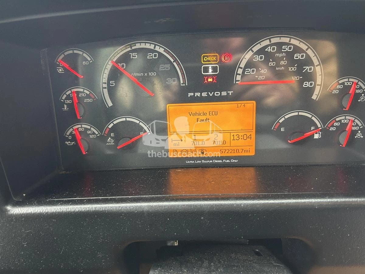 2013 Prevost X3-45 ADA - Image 23