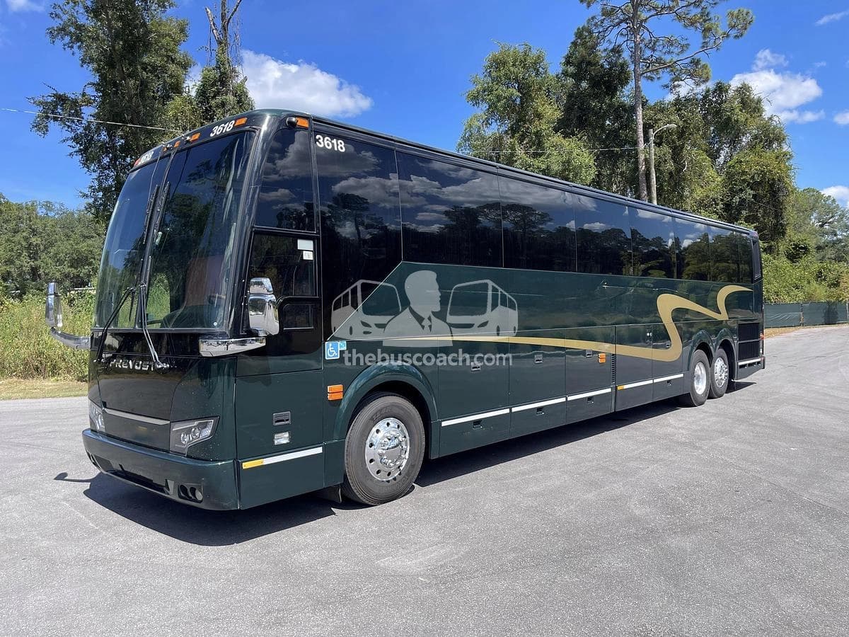 2017 Prevost H3-45 ADA - Image 13