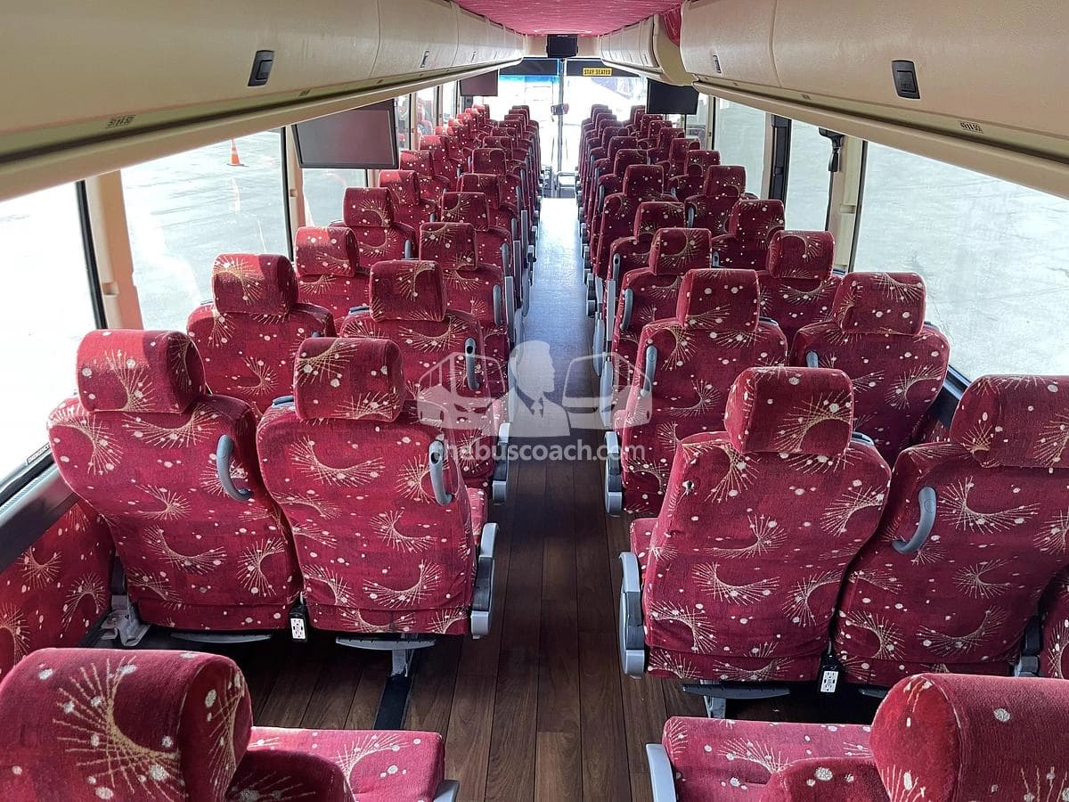 2017 Prevost H3-45 ADA - Image 15