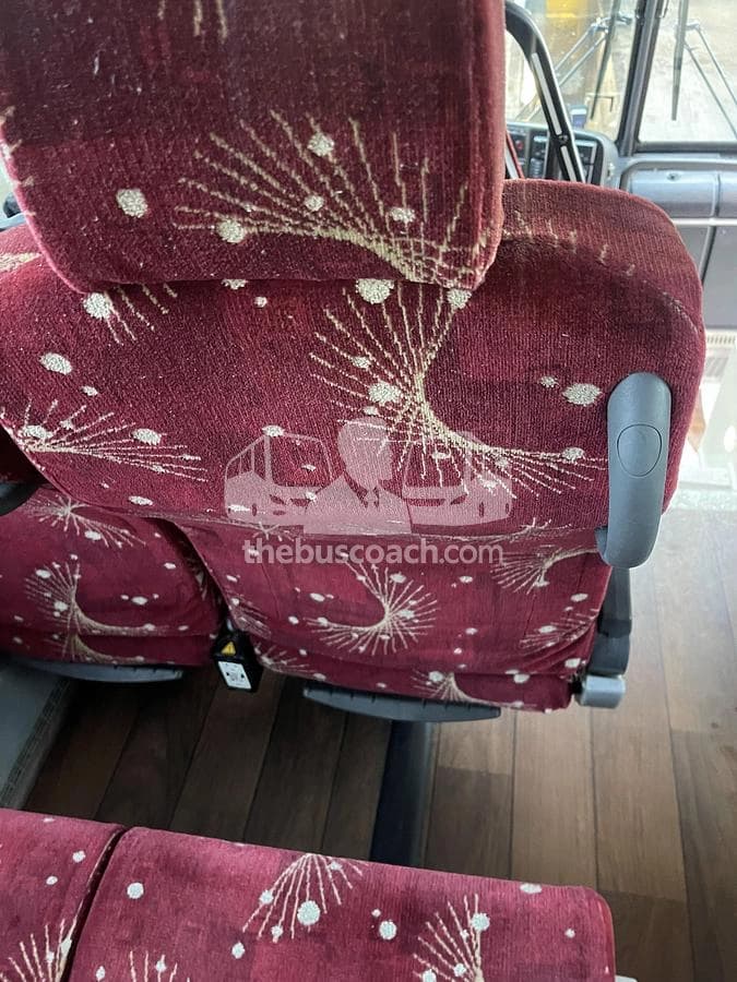 2017 Prevost H3-45 ADA - Image 18