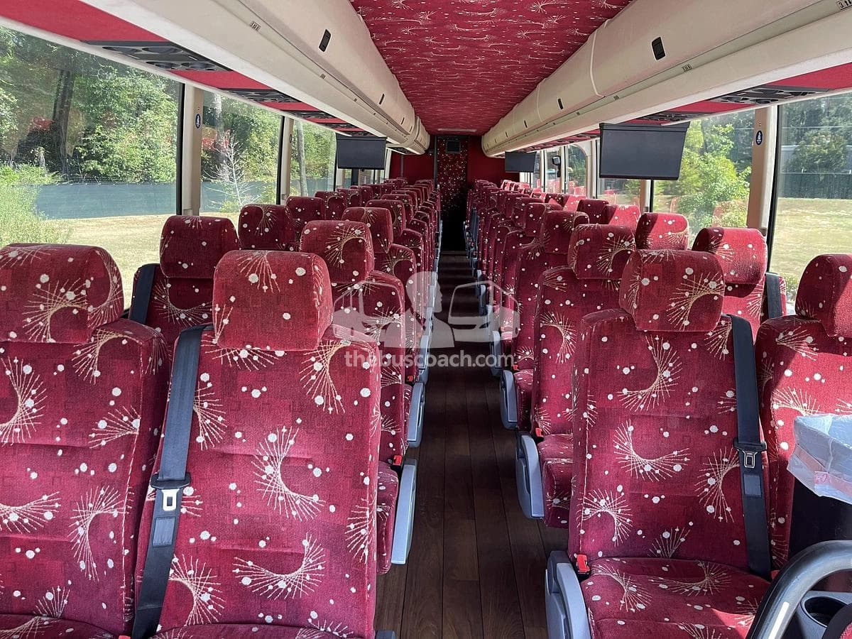 2017 Prevost H3-45 ADA - Image 6