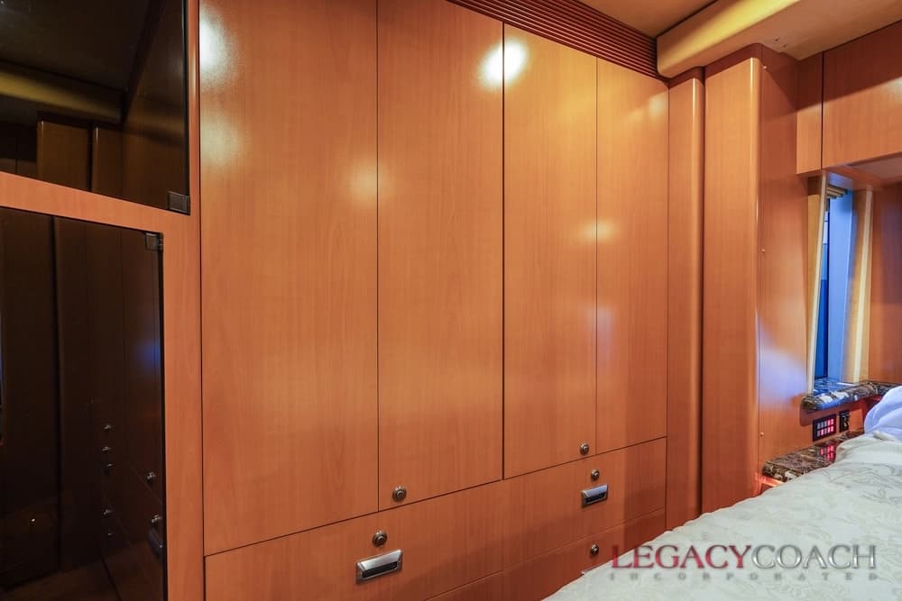 2006 Prevost Marathon H3-45 Coach - Image 22