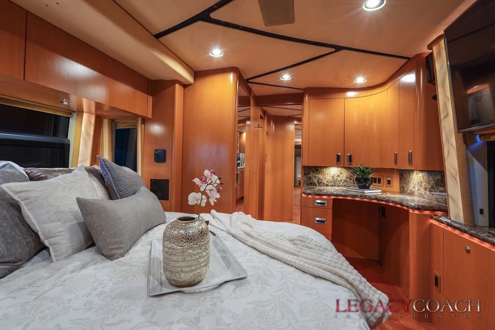 2006 Prevost Marathon H3-45 Coach - Image 24