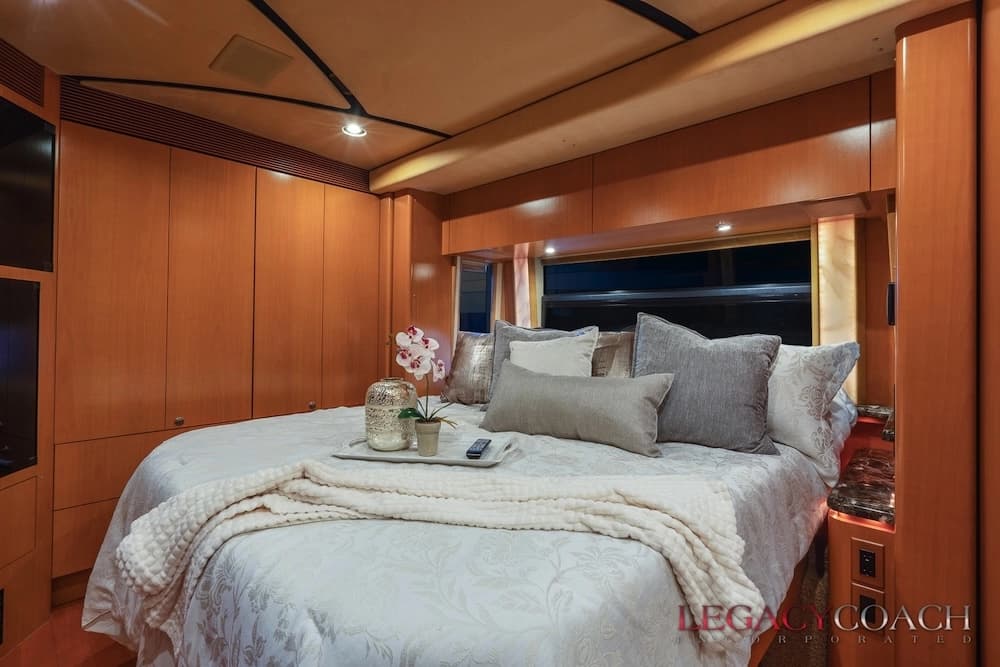 2006 Prevost Marathon H3-45 Coach - Image 26