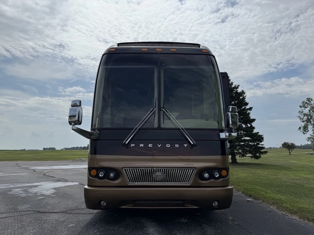 2006 Prevost Marathon H3-45 Motorhome - Image 6