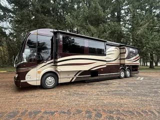 2007 Prevost Featherlite H3-45 bus