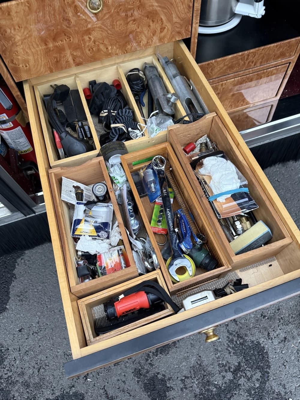 2007 Prevost Featherlite H3-45 Coach - Image 15