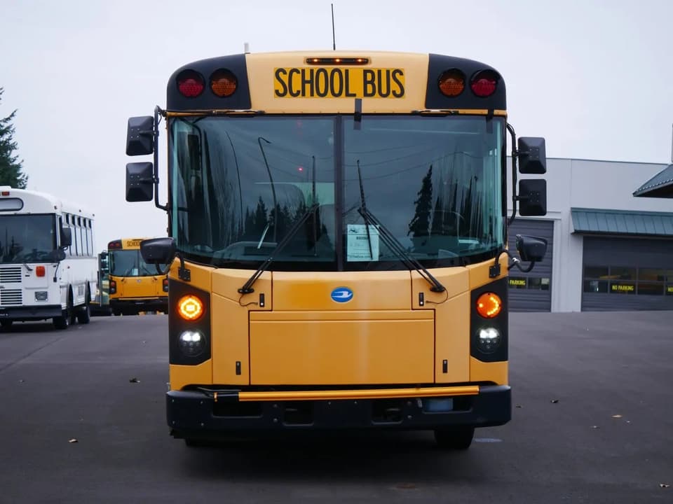 2012 Blue Bird All American - Image 12