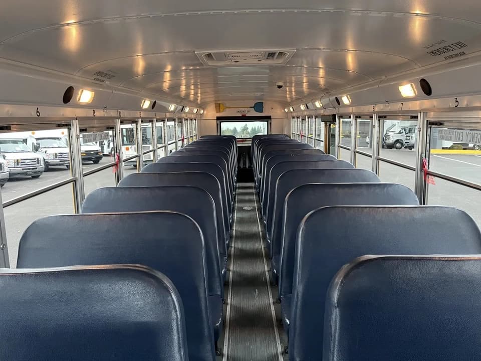 2012 Blue Bird All American - Image 6