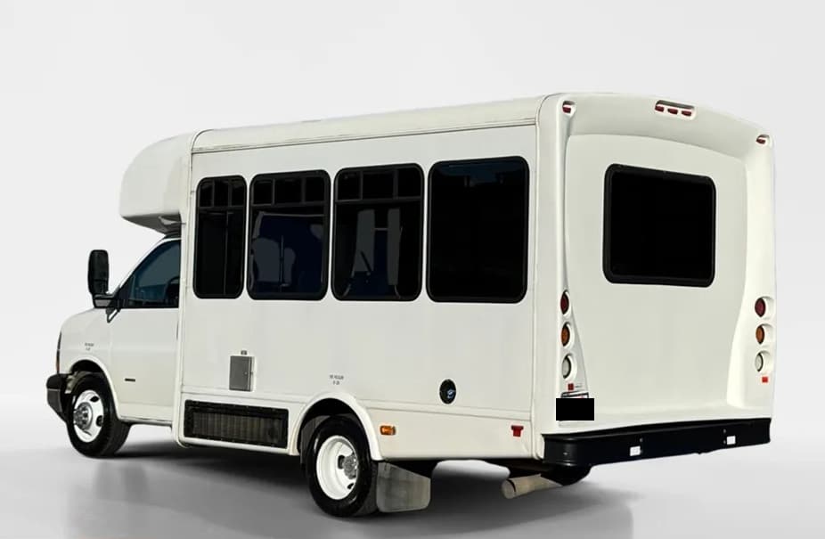 2015 Chevrolet Diesel 12P Shuttle - Image 7