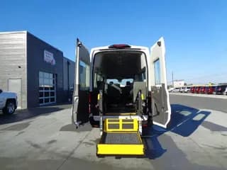 2026 Ford 350 DRW bus