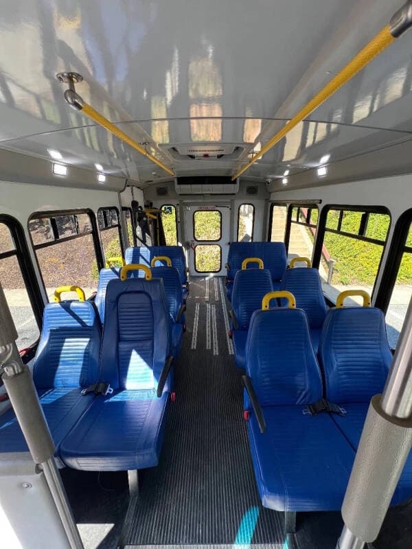 2019 Ford E450 SD Star Trans ADA Shuttle Bus - Image 14