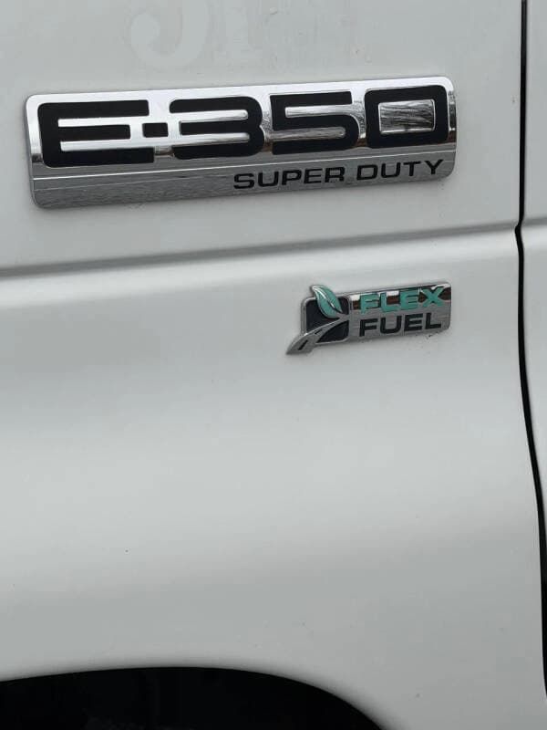 2012 Ford E350 SD ADA Shuttle Bus - Image 24