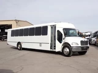 2014 Champion Defender bus