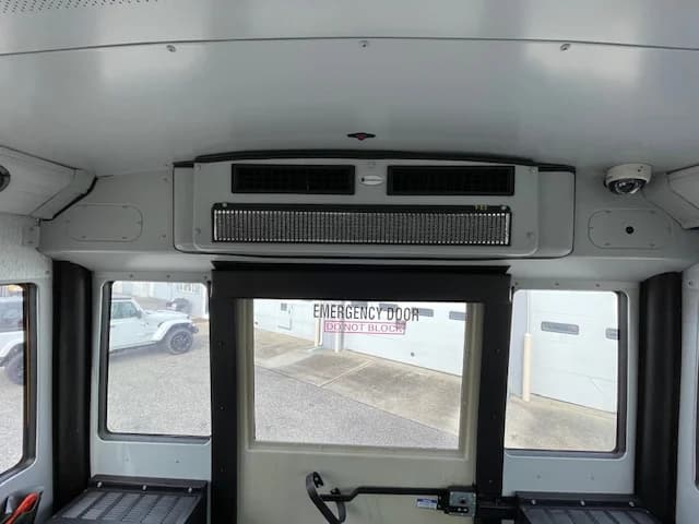 2014 Freightliner Thomas ADA - Image 5