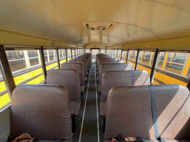 2013 International CE School Bus - Image 9