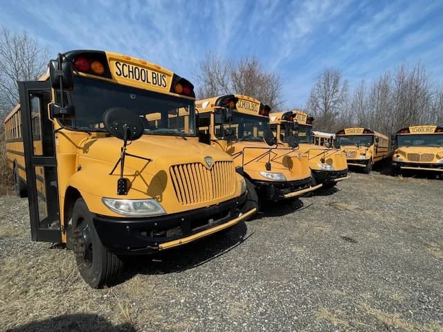 2013 International CE School Bus - Image 1