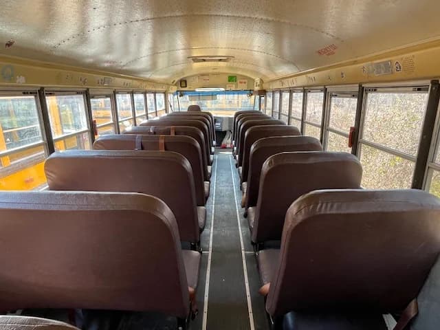 2012 International CE School Bus - Image 10