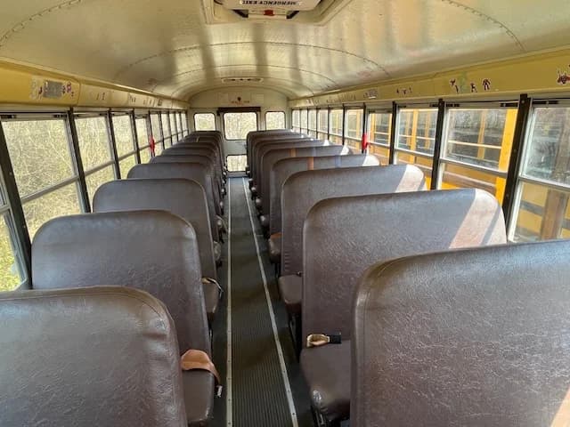 2012 International CE School Bus - Image 11